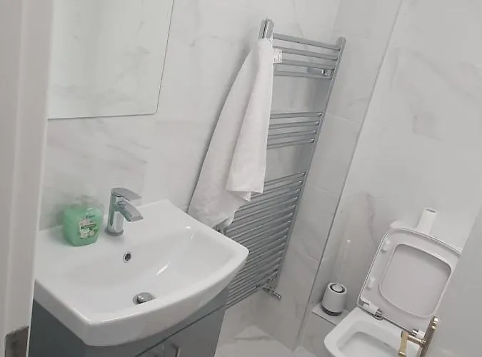 Modern House In 펜션