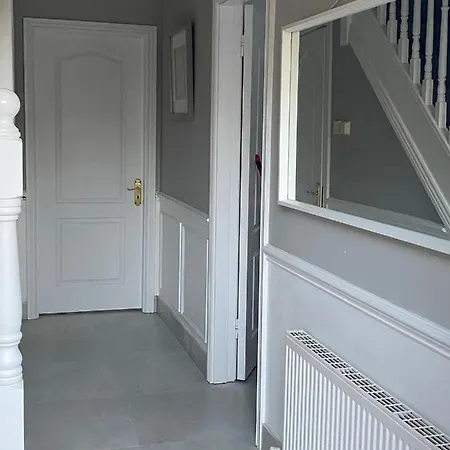 Modern House In Dom wakacyjny