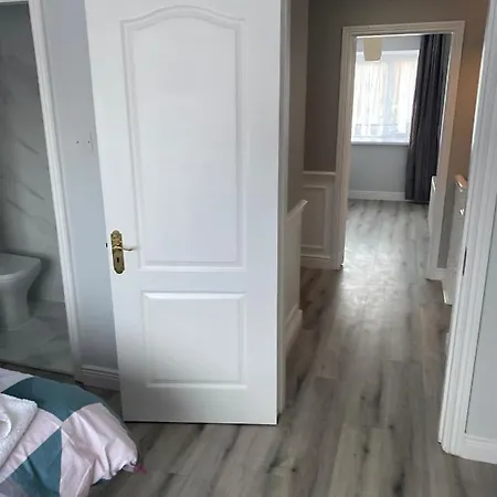 Modern House In Casa de Férias Dublin